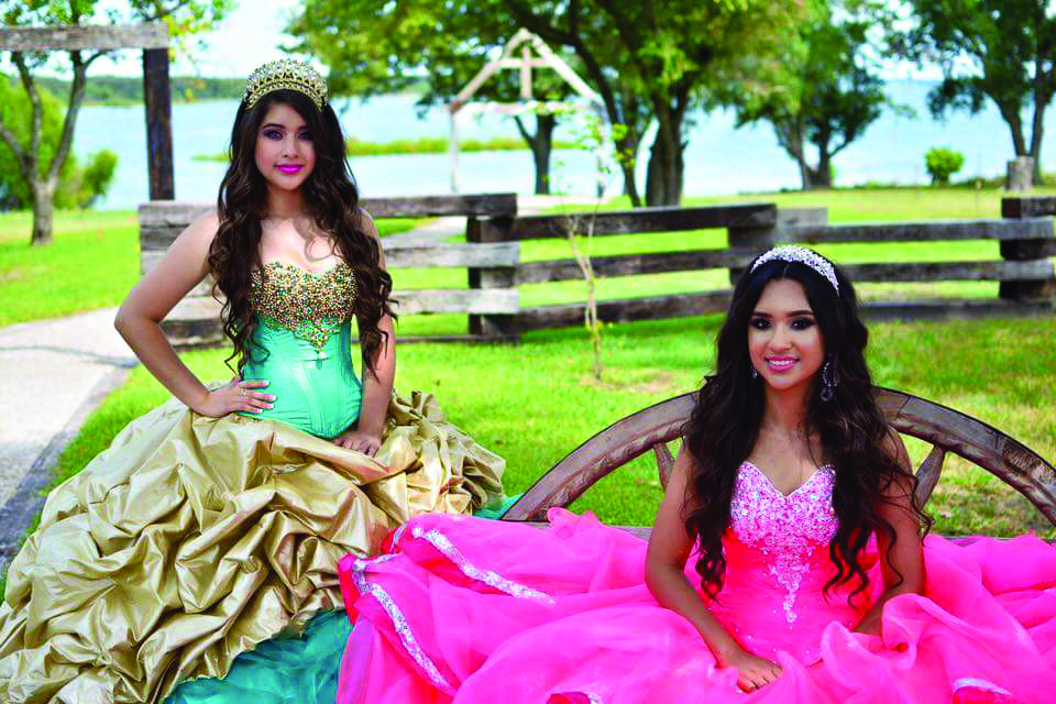 two teenage girls photoshoot for their quinceañera
